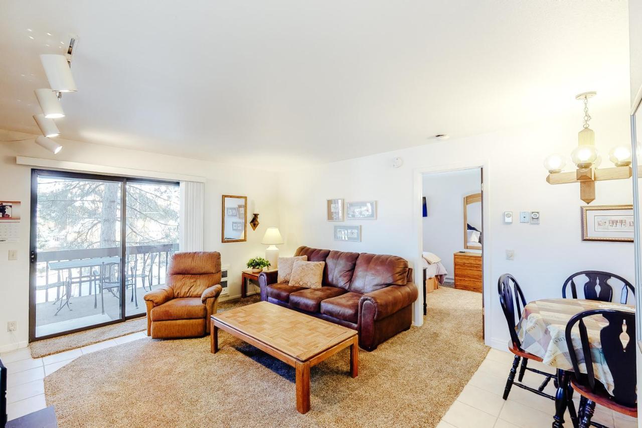 Red Pine Villa Park City Room photo