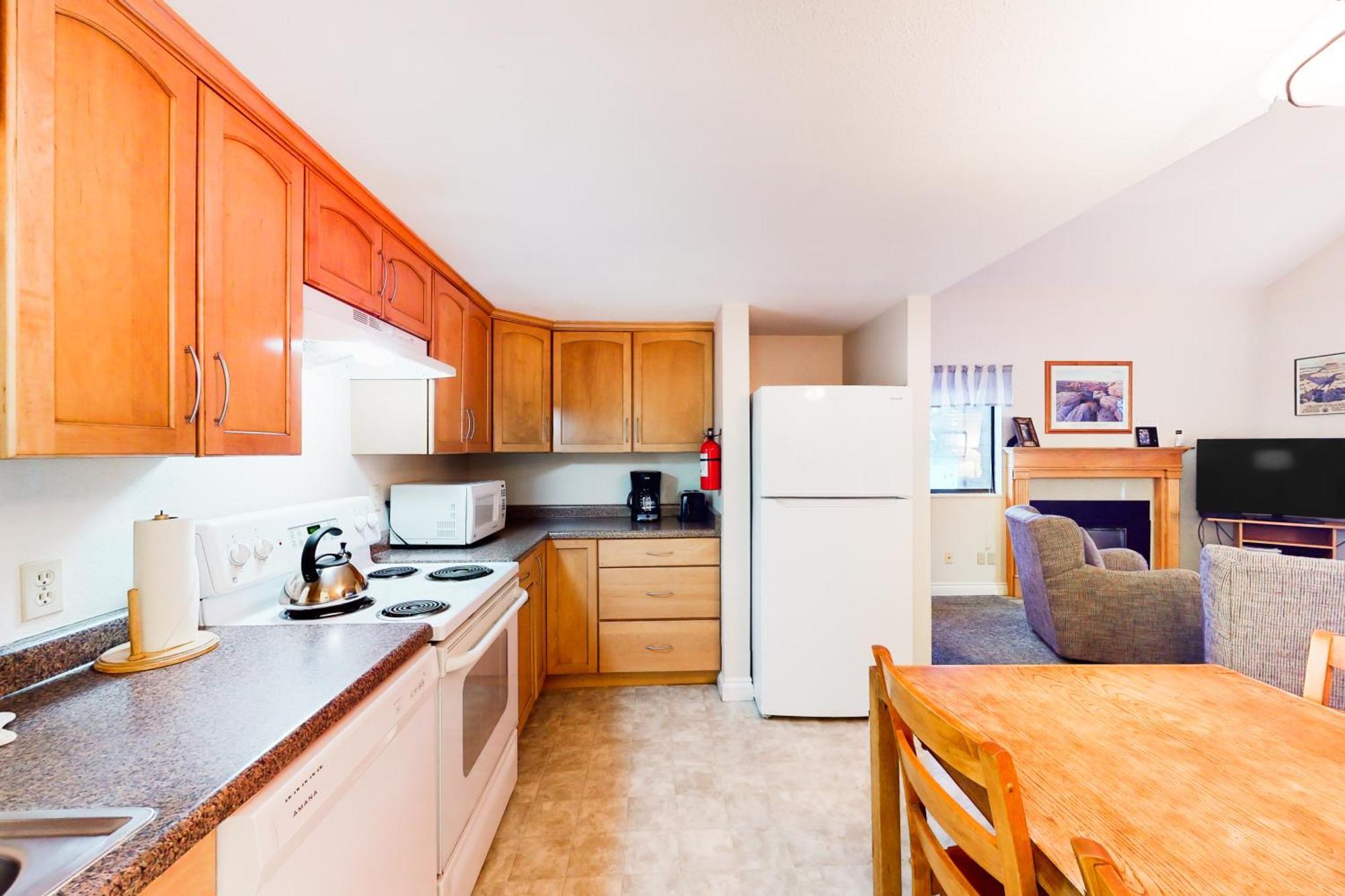 Red Pine Villa Park City Room photo