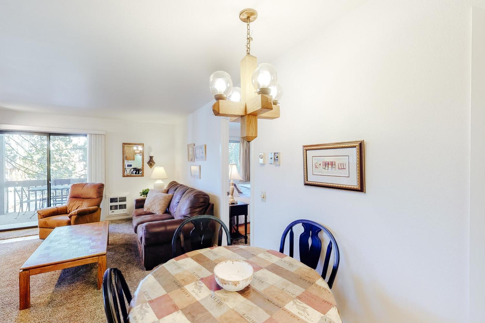 Red Pine Villa Park City Room photo